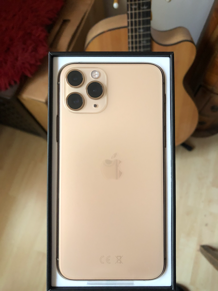 iphone11ProGold-1.png